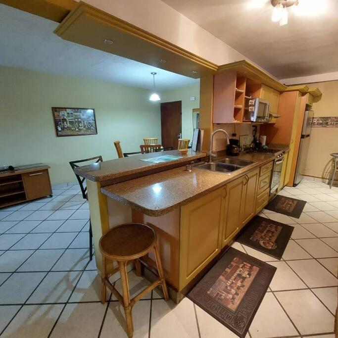 Comodo Apartamento En Naguanagua Luaran gambar